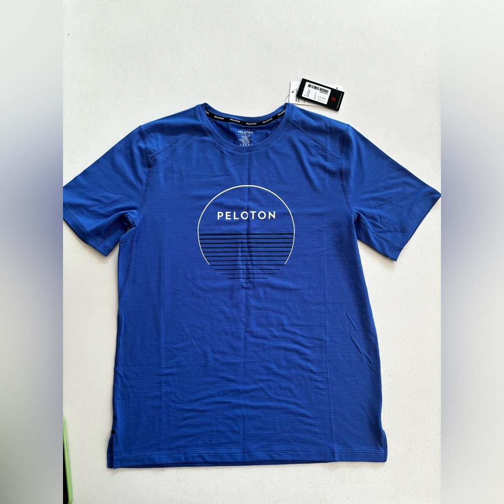 Peloton Men’s Light Lines Set In Short Sleeve - Picture 9 of 9